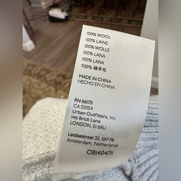 Free People Silver and White Bomber Jacket with Asymmetrical Design - Picture 13 of 16